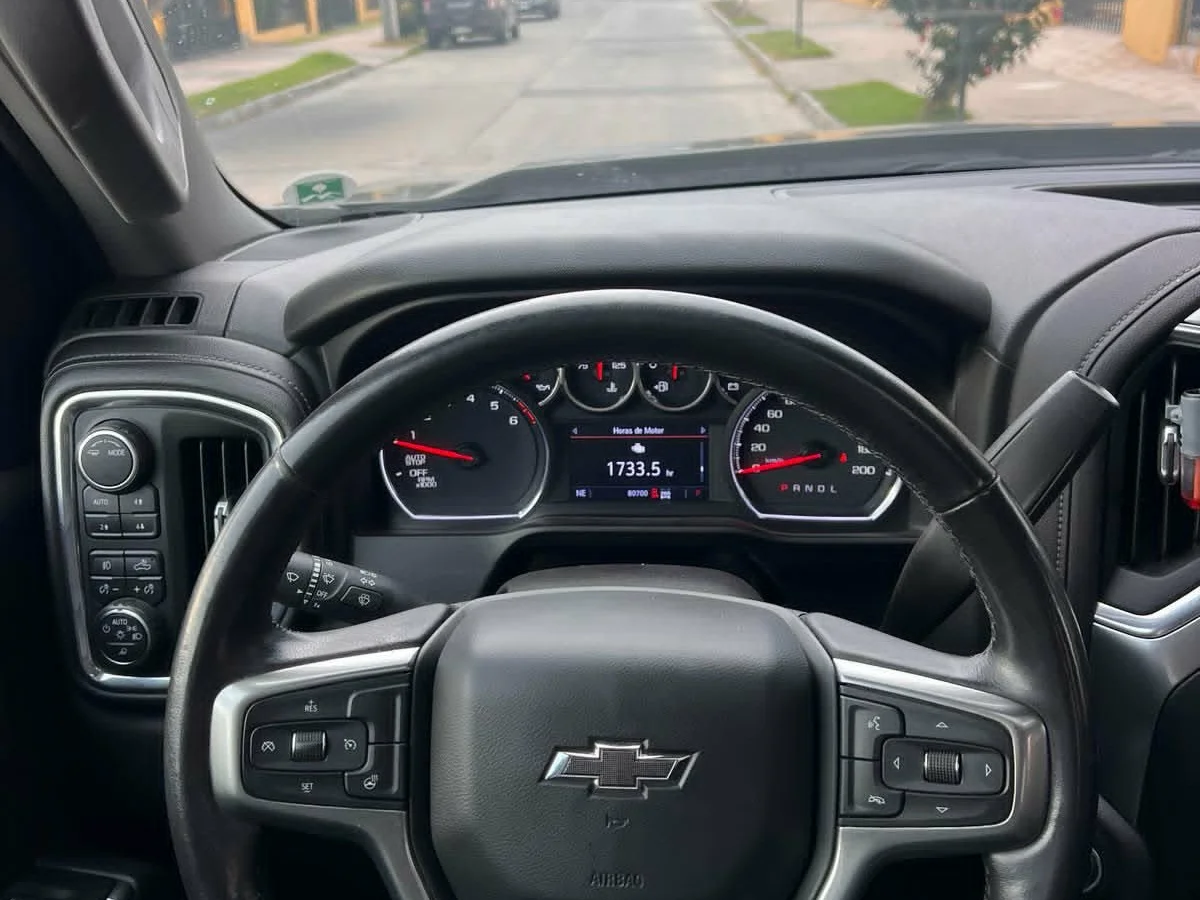 CHEVROLET SILVERADO 5.3 2021