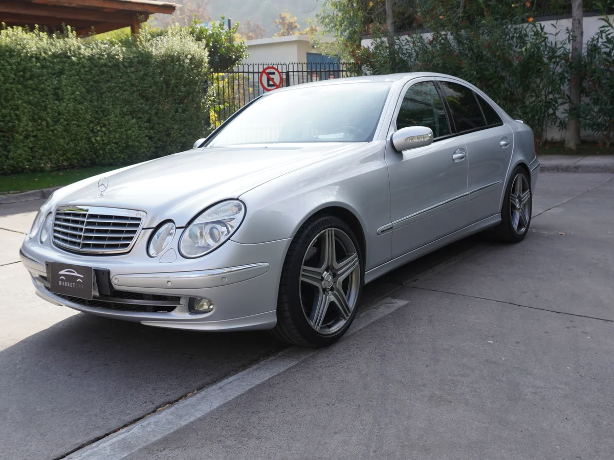 MERCEDES BENZ E 350 Elegance 3.5 V6 AMG 2006 miniatura 1