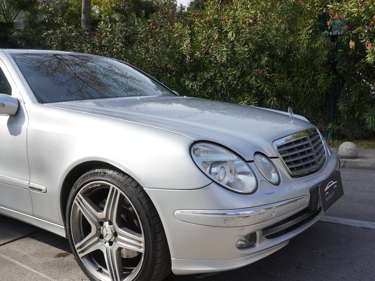 MERCEDES BENZ E 350 Elegance 3.5 V6 AMG 2006 miniatura 10