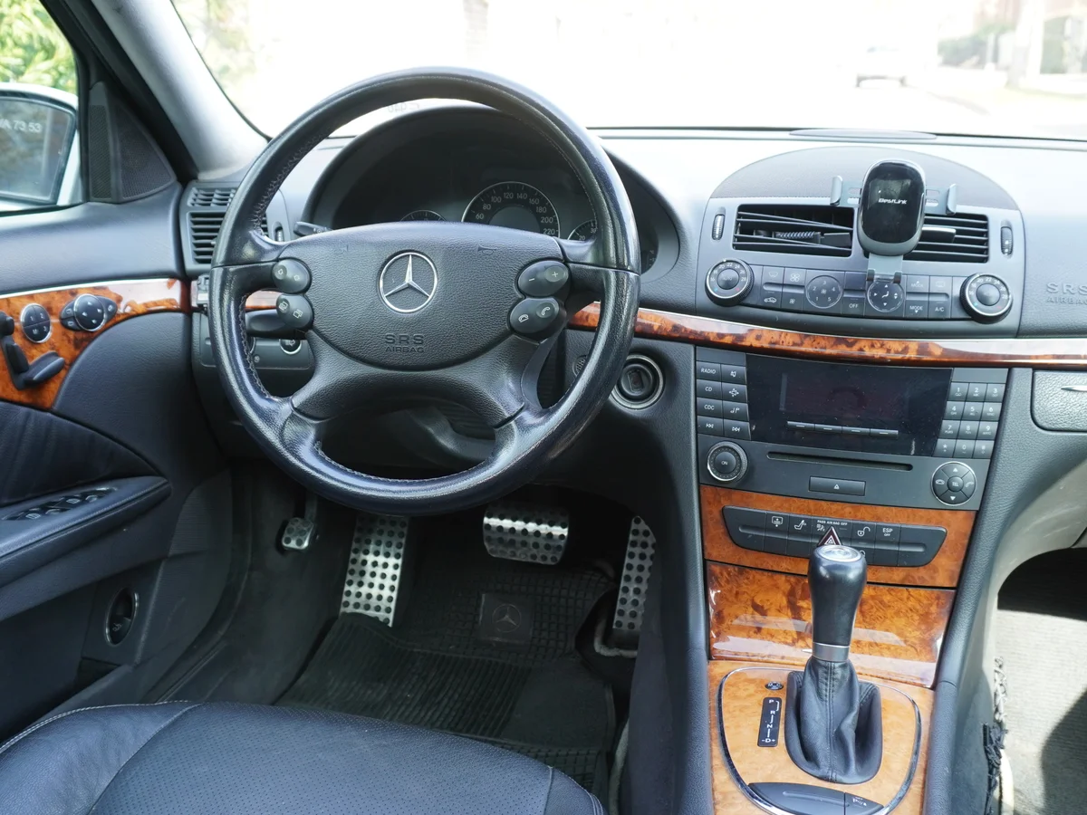 MERCEDES BENZ E 350 Elegance 3.5 V6 AMG 2006 miniatura 18