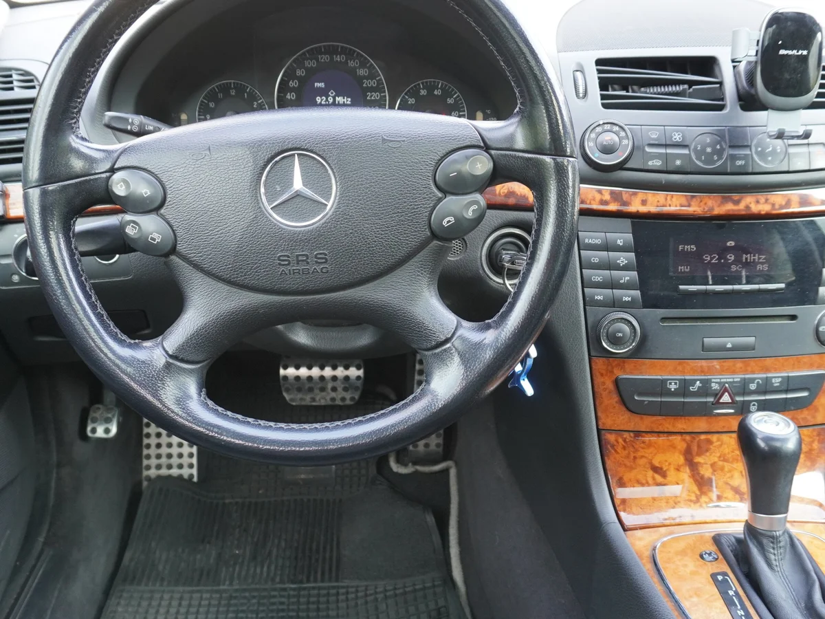 MERCEDES BENZ E 350 Elegance 3.5 V6 AMG 2006 miniatura 19