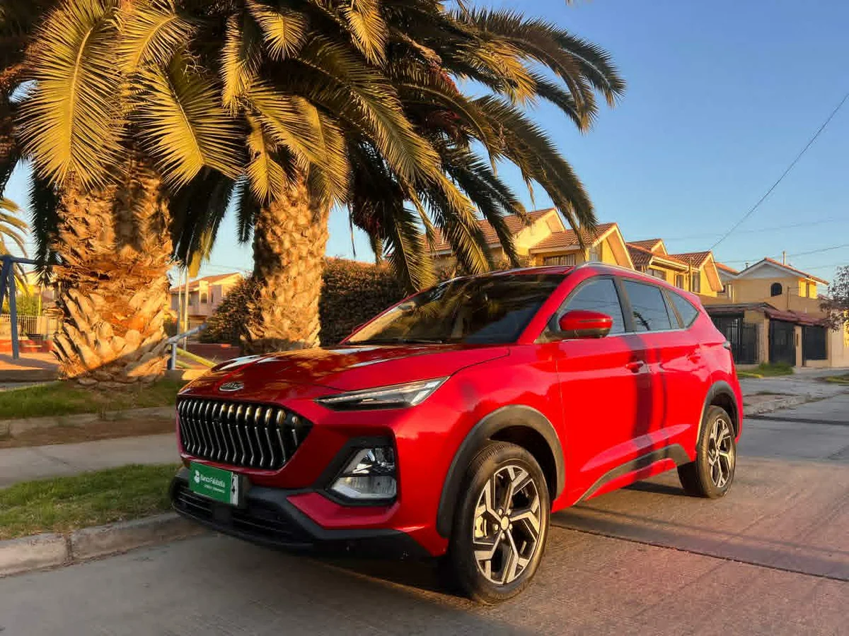 JAC JS8 LUXURY 1.5 AT 2024