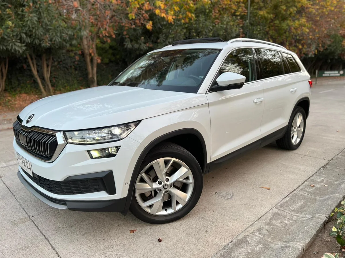 SKODA KODIAQ 2.0L TSI 4x4 180HP AT DSG STYLE . 2024 - Miniatura 4