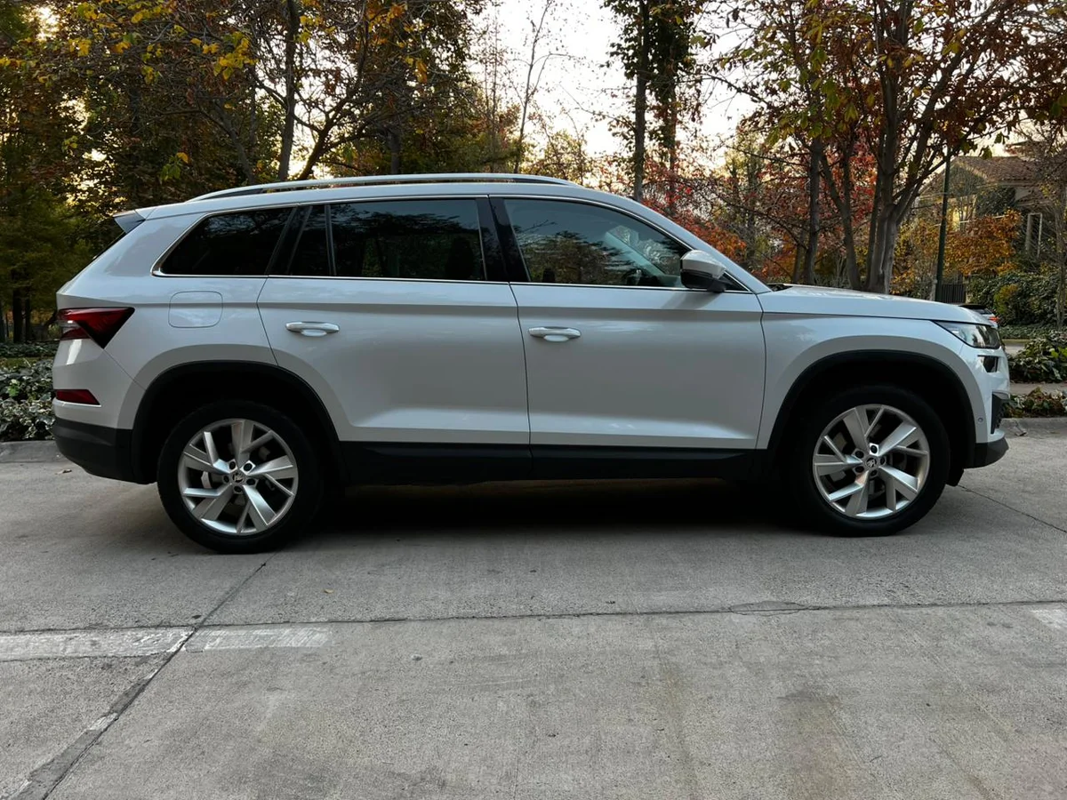 SKODA KODIAQ 2.0L TSI 4x4 180HP AT DSG STYLE . 2024 - Miniatura 14