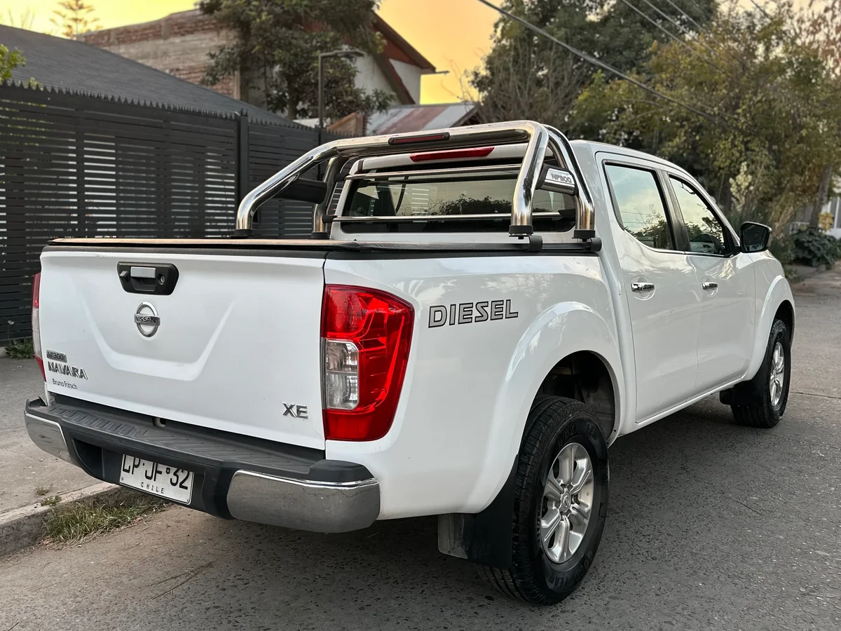 NISSAN NP300 4x2 2019 - Miniatura 4