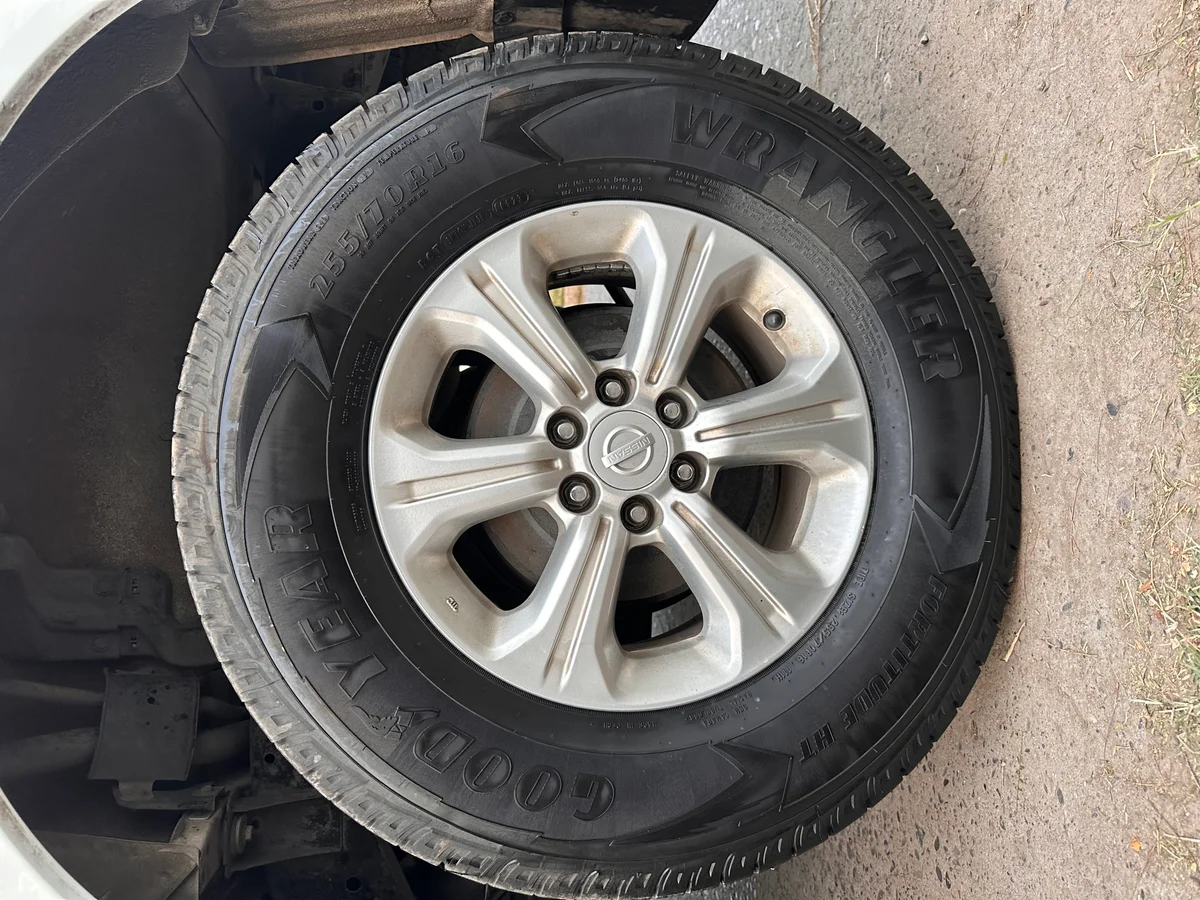 NISSAN NP300 4x2 2019 - Miniatura 11