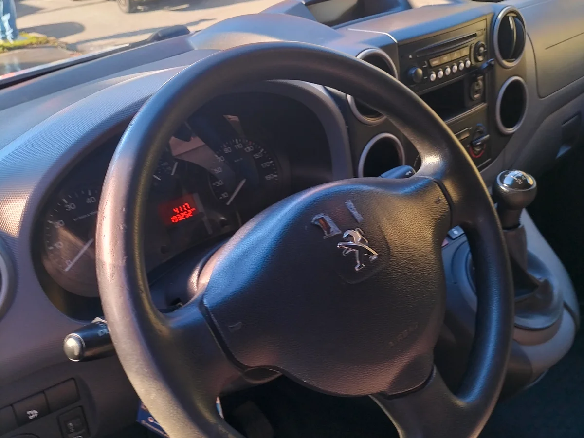 PEUGEOT PARTNER HDI 1.6 1 2014 - Miniatura 9