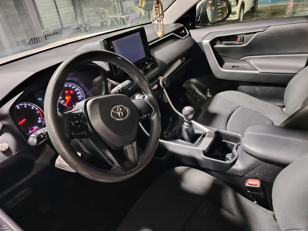 TOYOTA RAV 4 2.0 2.0 4x2 MT 2020 - Miniatura 19