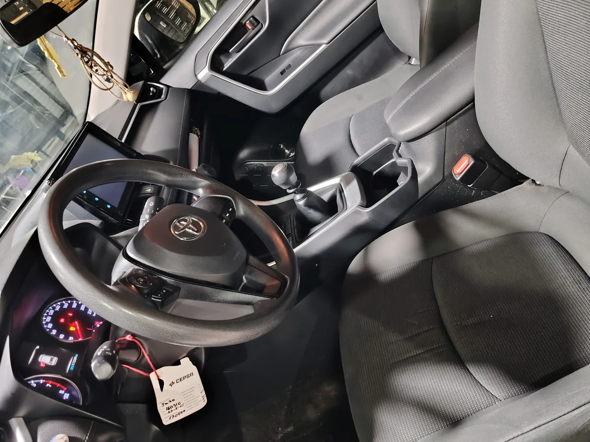TOYOTA RAV 4 2.0 2.0 4x2 MT 2020 - Miniatura 21