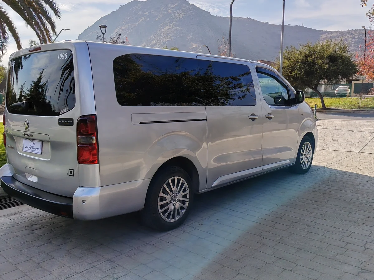 PEUGEOT Traveller BLUEHDI 2019 - Miniatura 10
