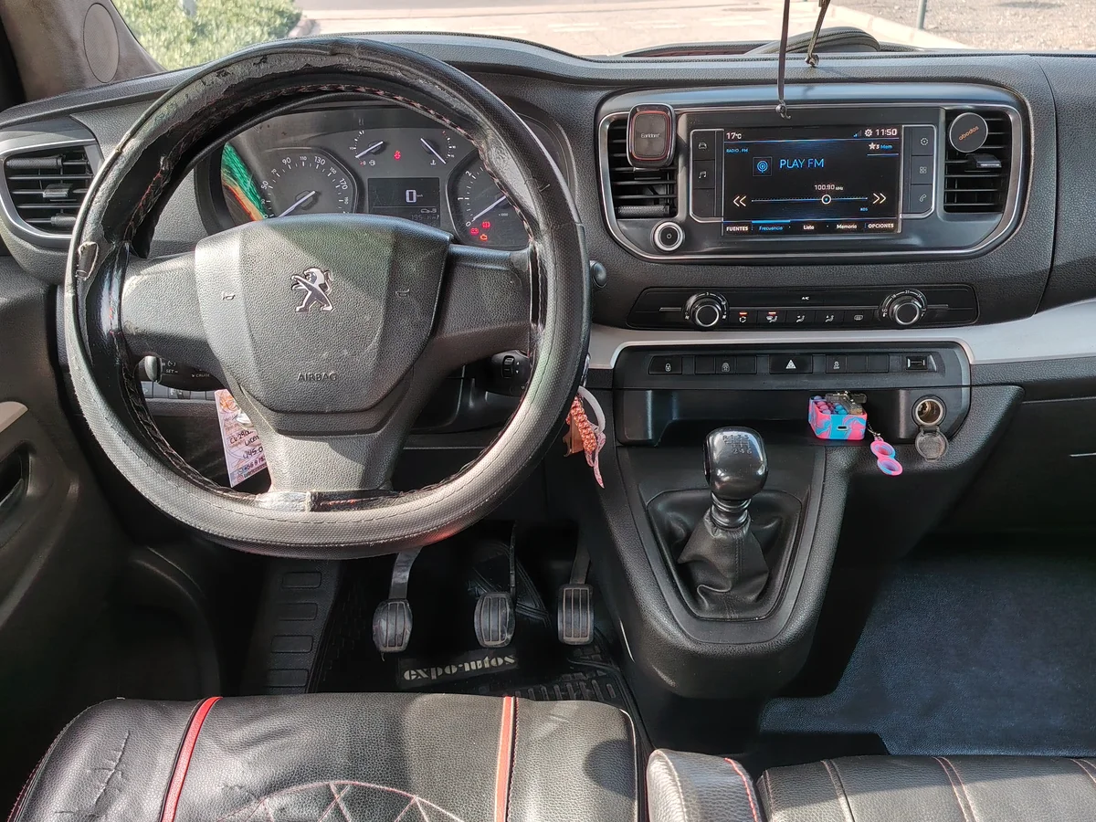 PEUGEOT Traveller BLUEHDI 2019 - Miniatura 17