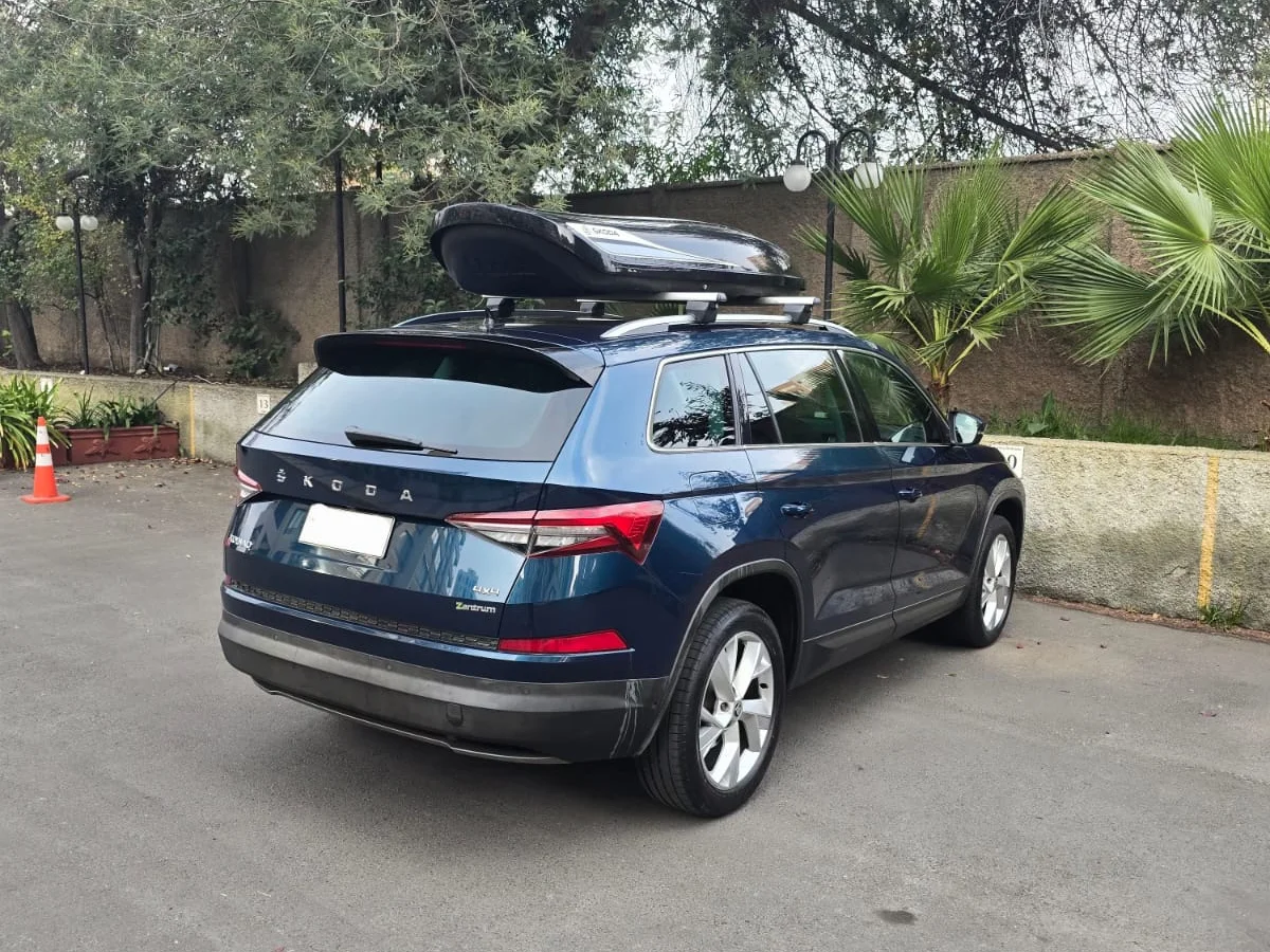 SKODA KODIAQ 4X4 2.0 AUT DIESEL 2022 - Miniatura 10