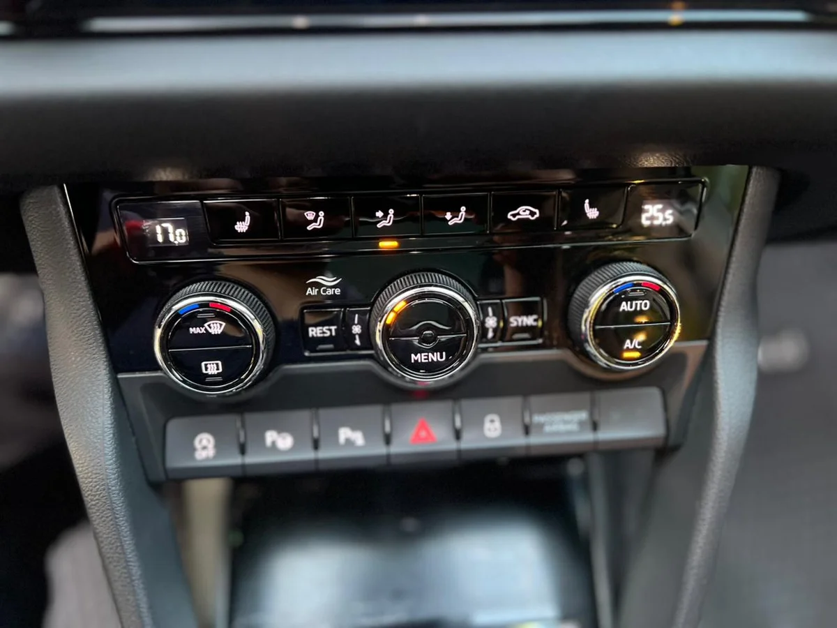 SKODA KODIAQ 4X4 2.0 AUT DIESEL 2022 - Miniatura 18