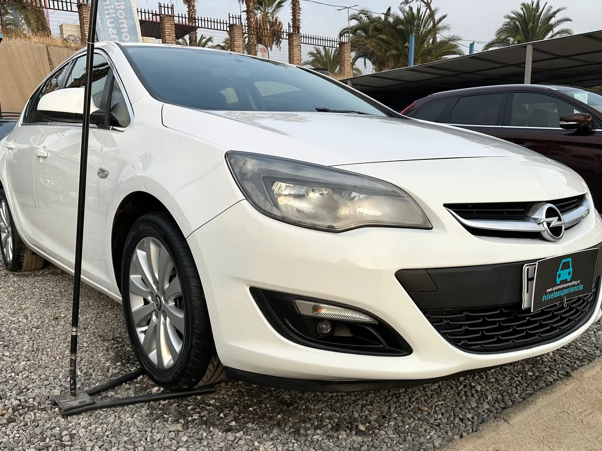 OPEL ASTRA HB 1.6 TURBO ENJOY R HB 1.6 TURBO ENJOY R 2015 - Miniatura 3