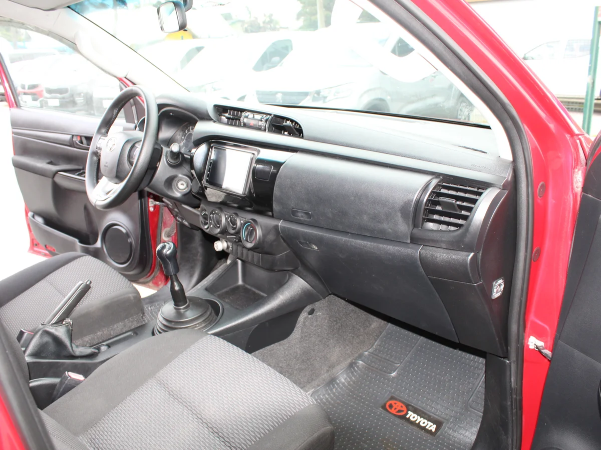 TOYOTA HI LUX D CAB 4X4 2.4 4x4 2018