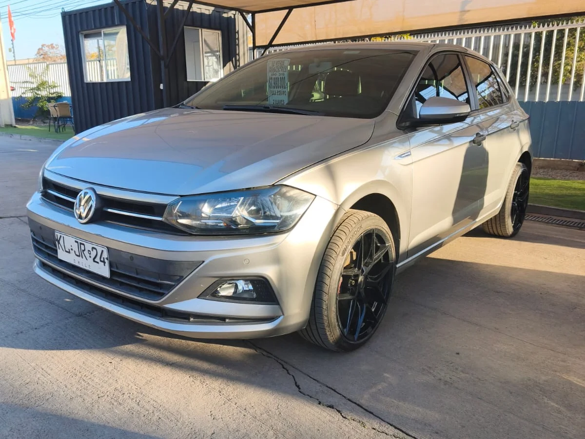 VOLKSWAGEN Polo 1.6 CONFORTLINE 4X2 MT 4P 2018