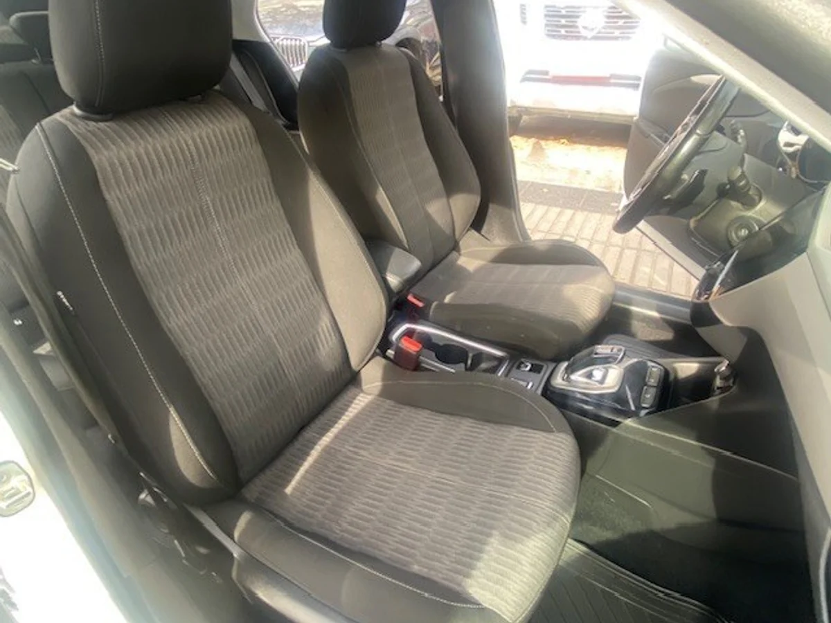 OPEL CORSA HB 1.2 Automatico . 2021 - Miniatura 21