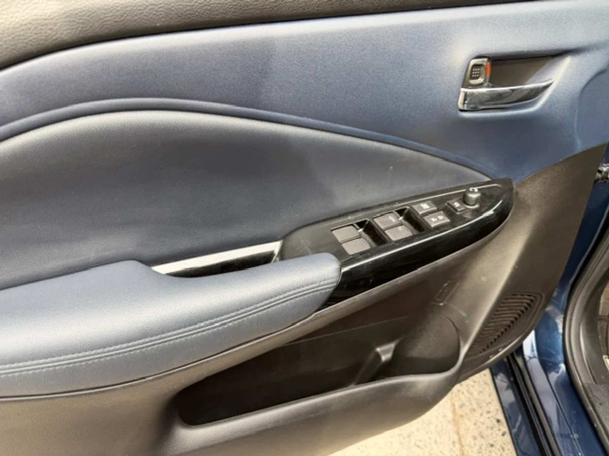 SUZUKI BALENO 1.5MT GLX 2025 - Miniatura 7
