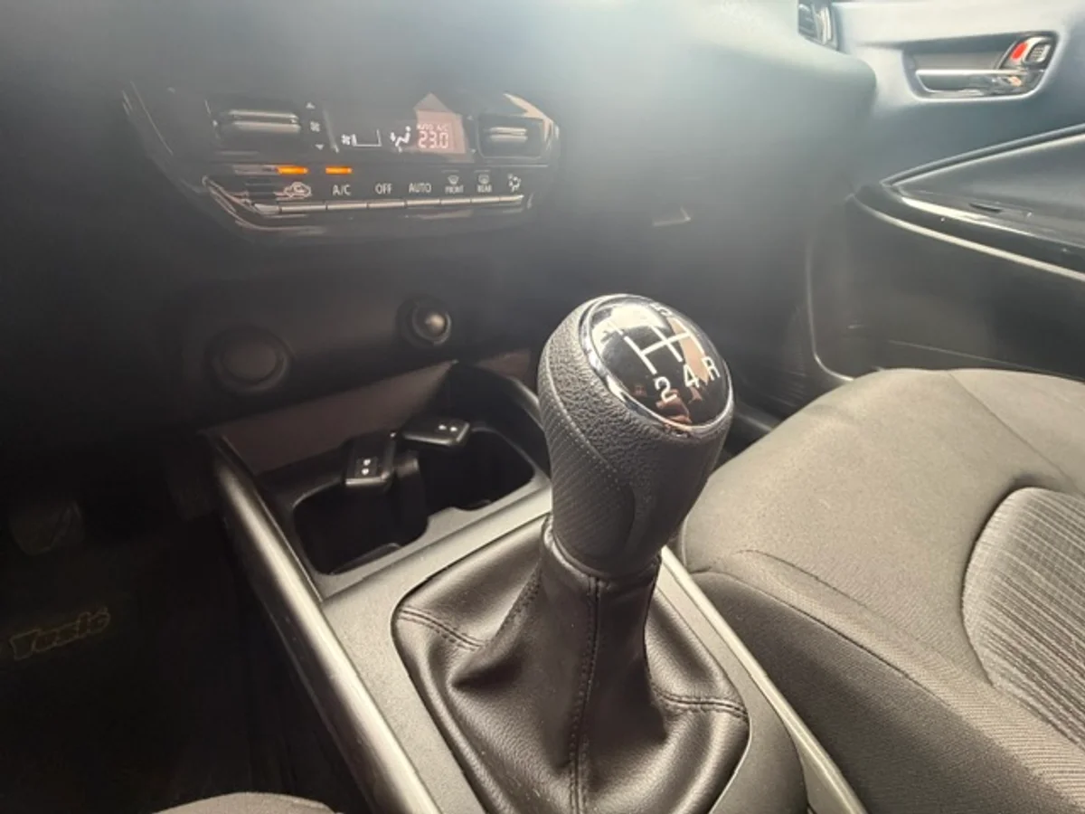SUZUKI BALENO 1.5MT GLX 2025 - Miniatura 11