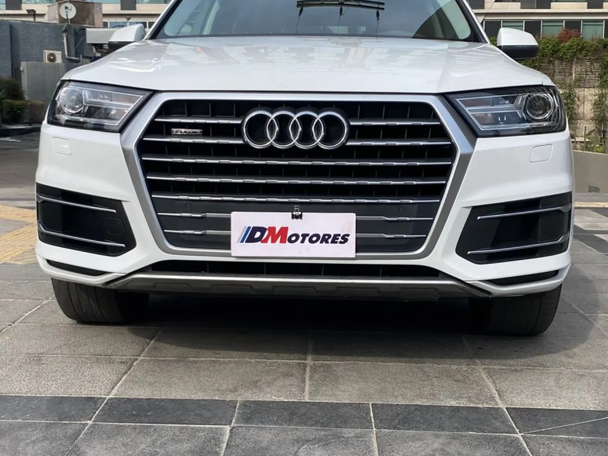 AUDI Q7 TFSI 2.0 2018 - Miniatura 7