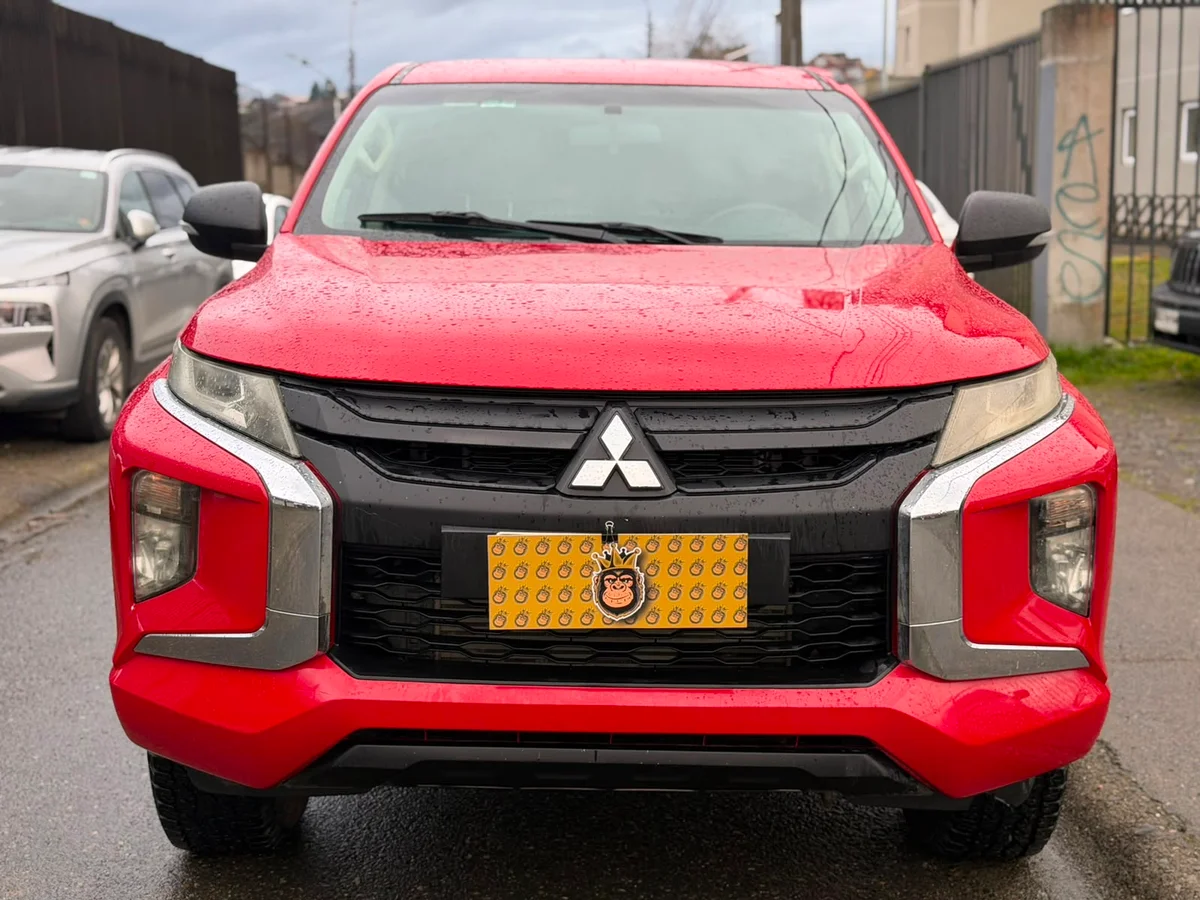MITSUBISHI l200 KATANA CRT 4X2 2.4 2022