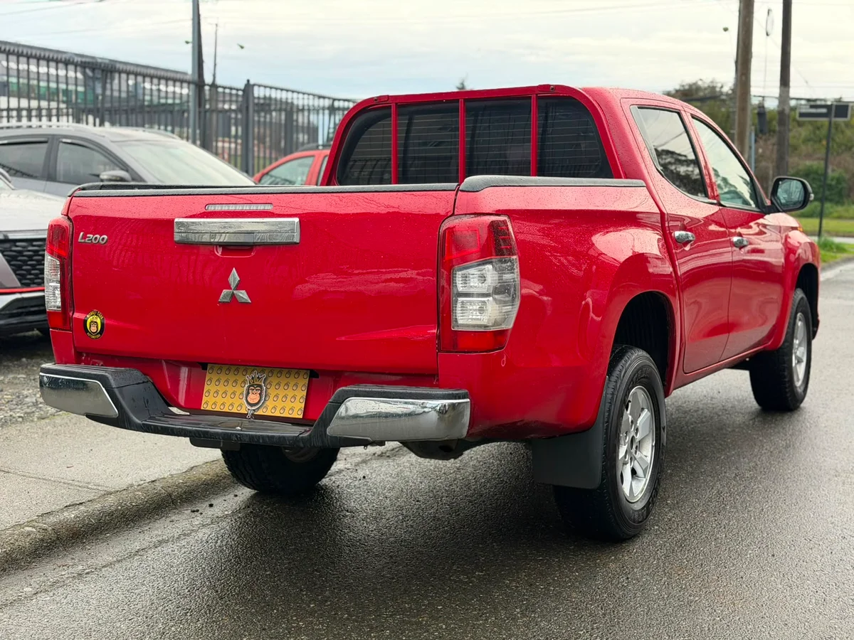 MITSUBISHI l200 KATANA CRT 4X2 2.4 2022