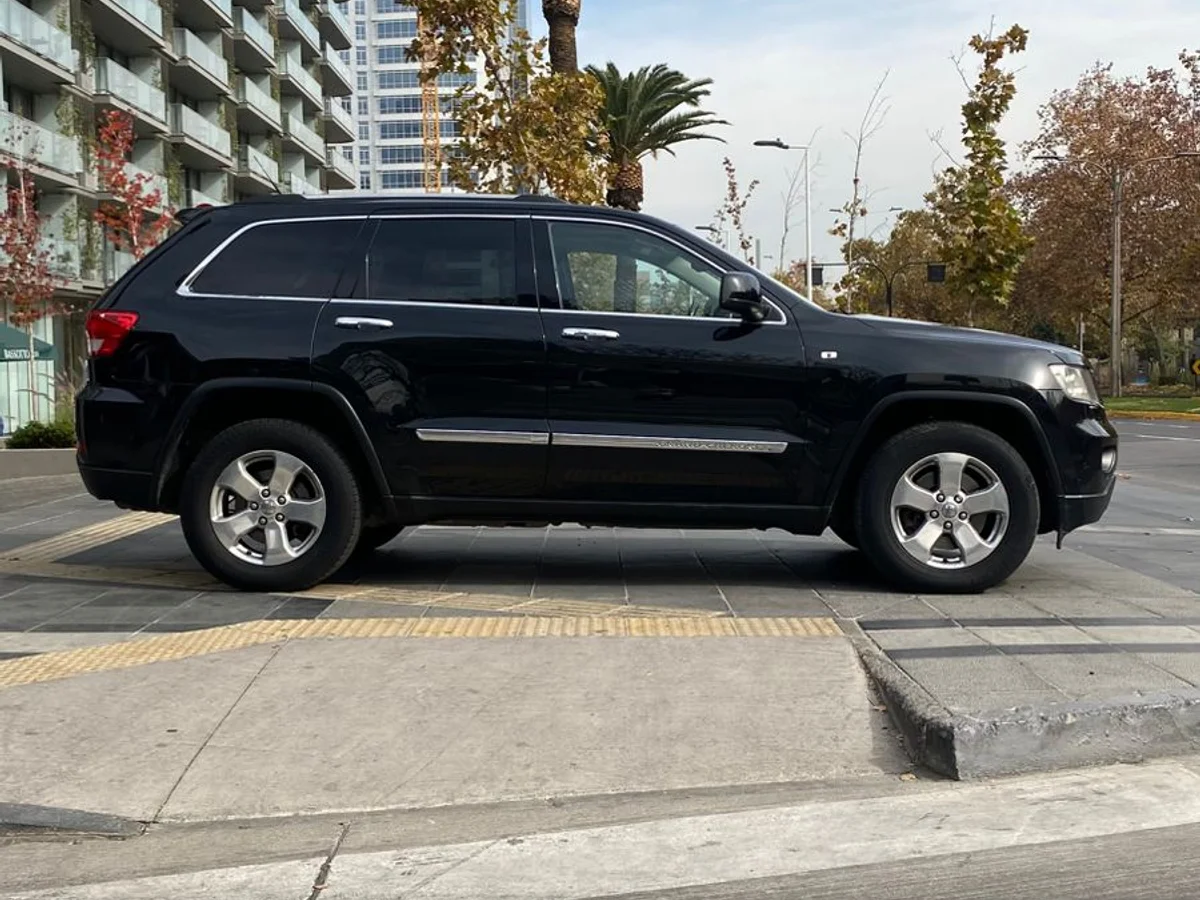 JEEP GRAND CHEROKEE LIMITED 3.0 AUT 4WD CRD 2013