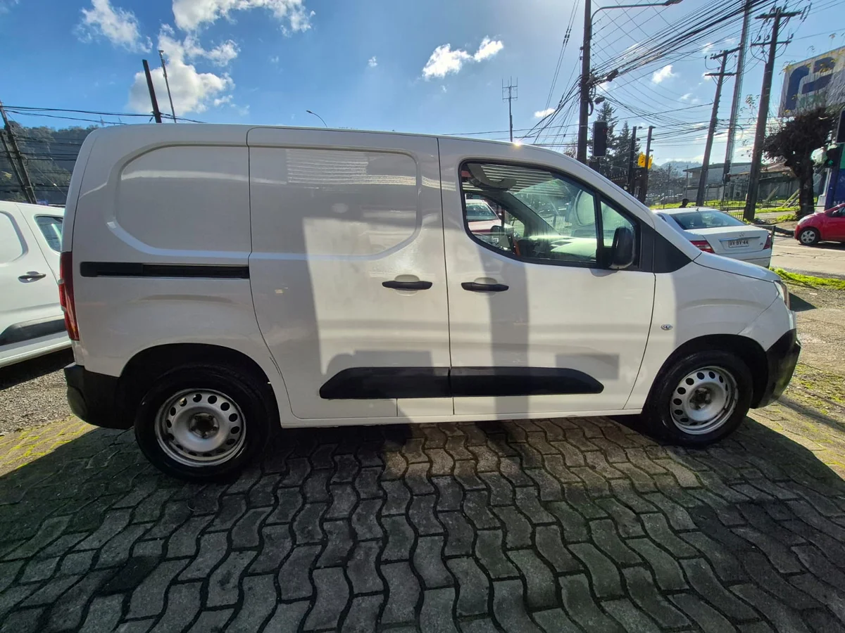 CITROEN Berlingo 1.6 2021 - Miniatura 10