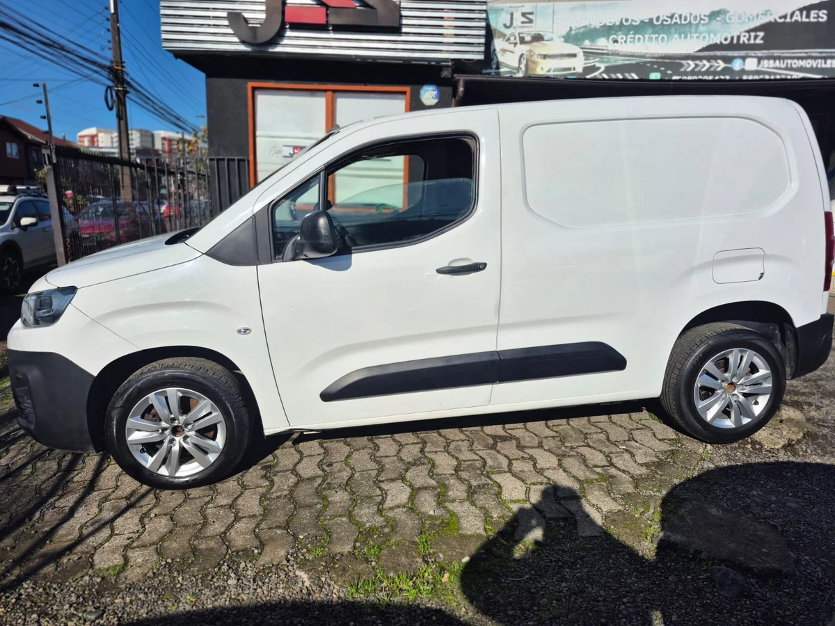 CITROEN Berlingo 1.6 HDI 92CV FURGÓN 2021 - Miniatura 8
