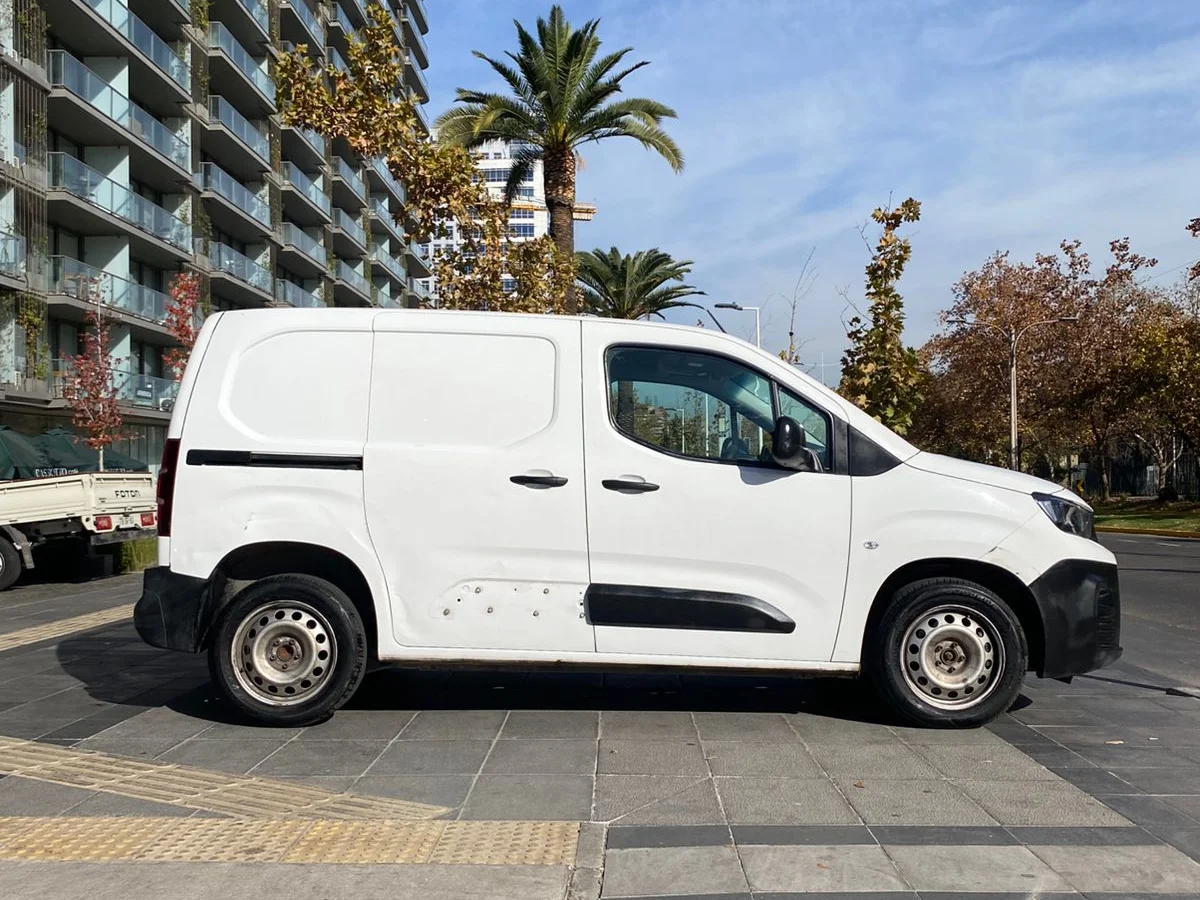 PEUGEOT PARTNER HDI 1.6 L1 90HP MT 5P 2022