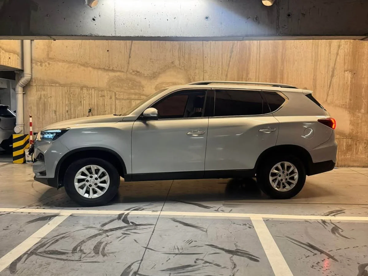 SSANGYONG NEW REXTON GLX TD 2.2 AUT 4X2 2AB 8AT 5P 2022 - Miniatura 9