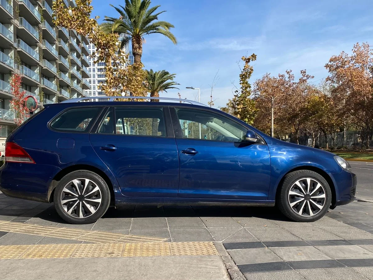 VOLKSWAGEN golf Variant 1.4 Turbo AT 2013