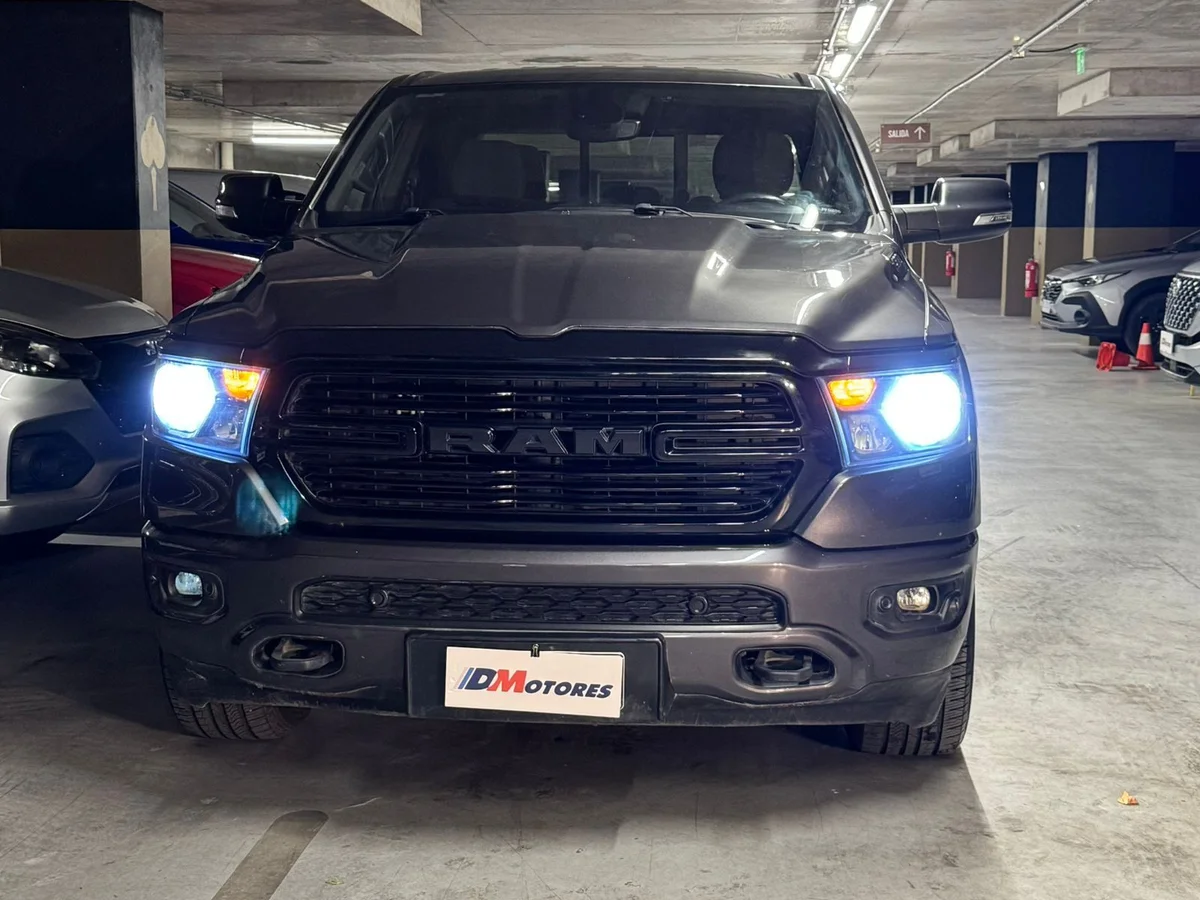 RAM 1500 QUAD CAB SLT DCAB 4X4 3.6 AUT BIGHORN 4P 2021