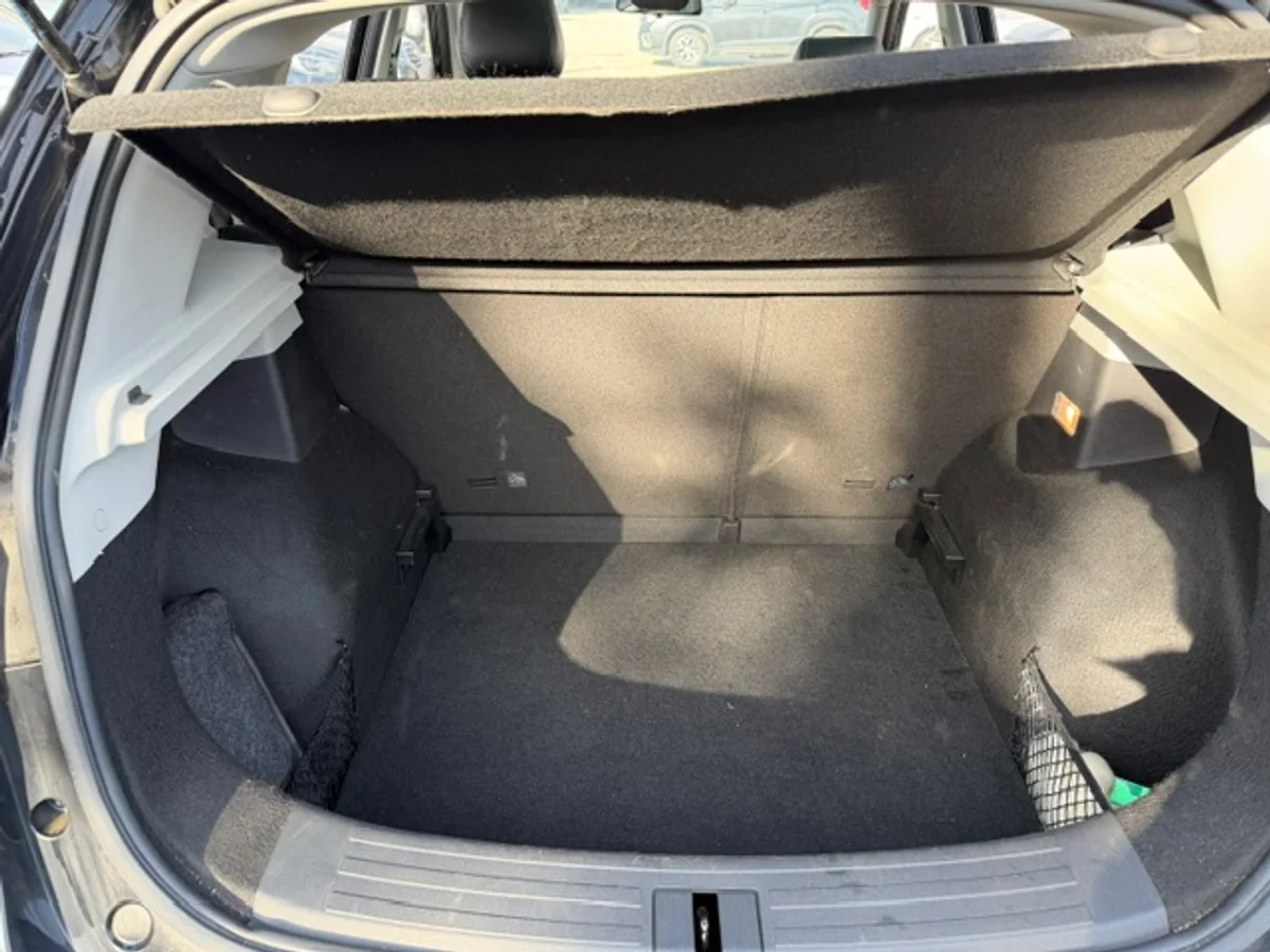 MG ZS 1.5L AUT 1.5L AUTOMÁTICA 2023 - Miniatura 15
