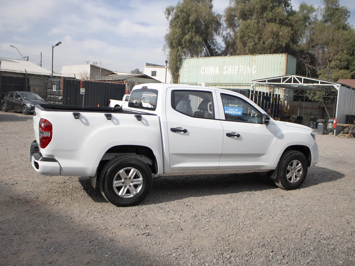 MAXUS T60 4x4 2023 miniatura 10