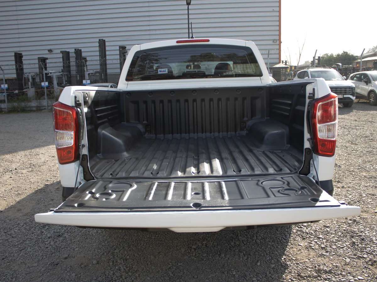 SSANGYONG MUSSO GRAND 2.2 4x2 2023 miniatura 5