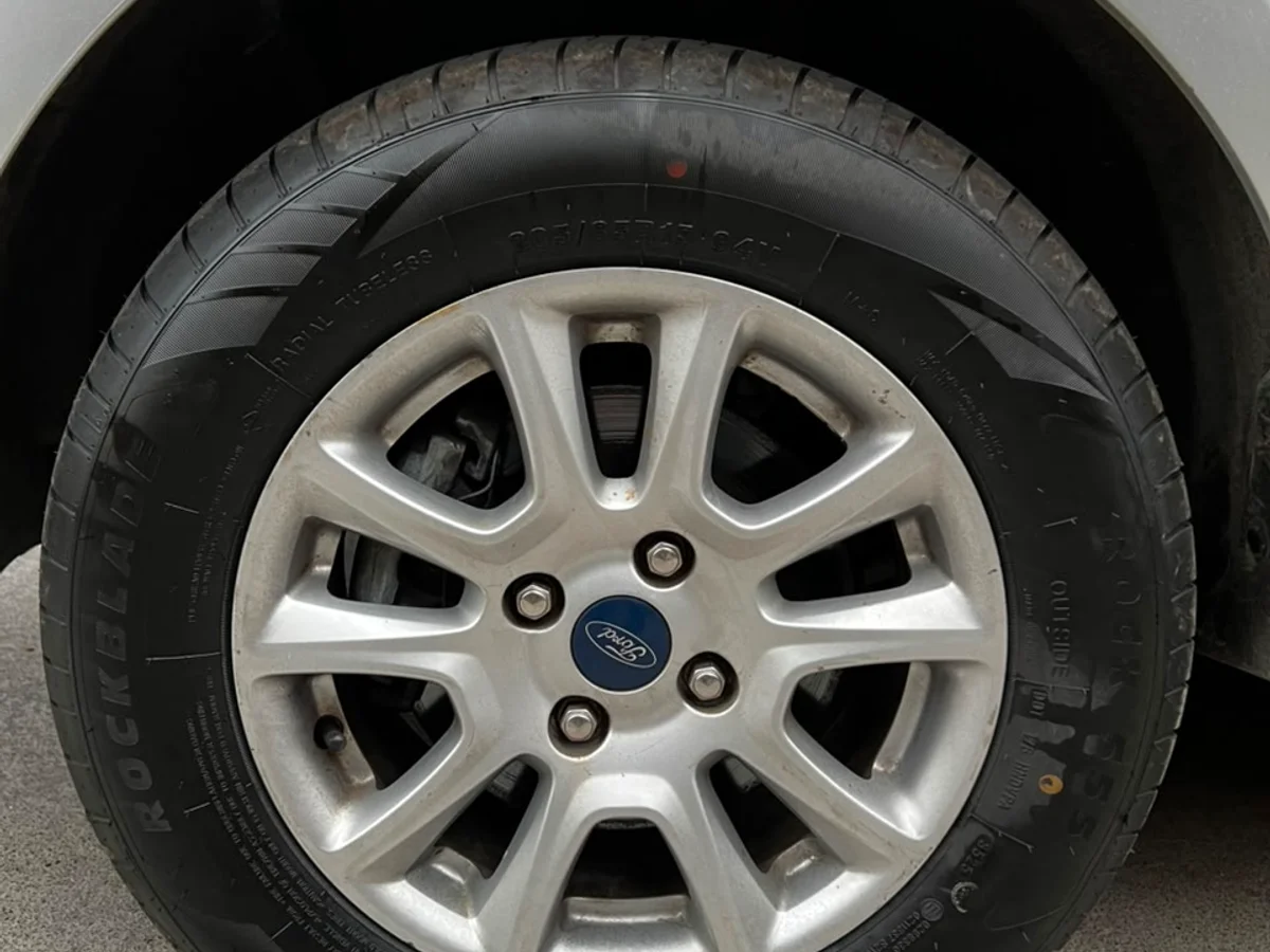 FORD ECOSPORT 1.5 SE MT5 AÑO 2021 - Miniatura 14