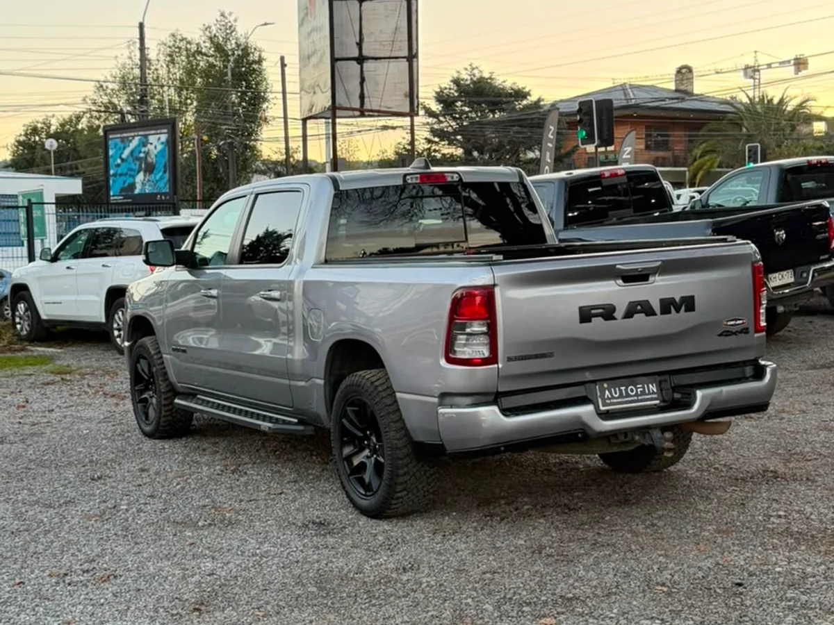 RAM 1500 3.6 4X4 QUAD CAB DOB. CAB. AT 4P 2020 - Imagen 6