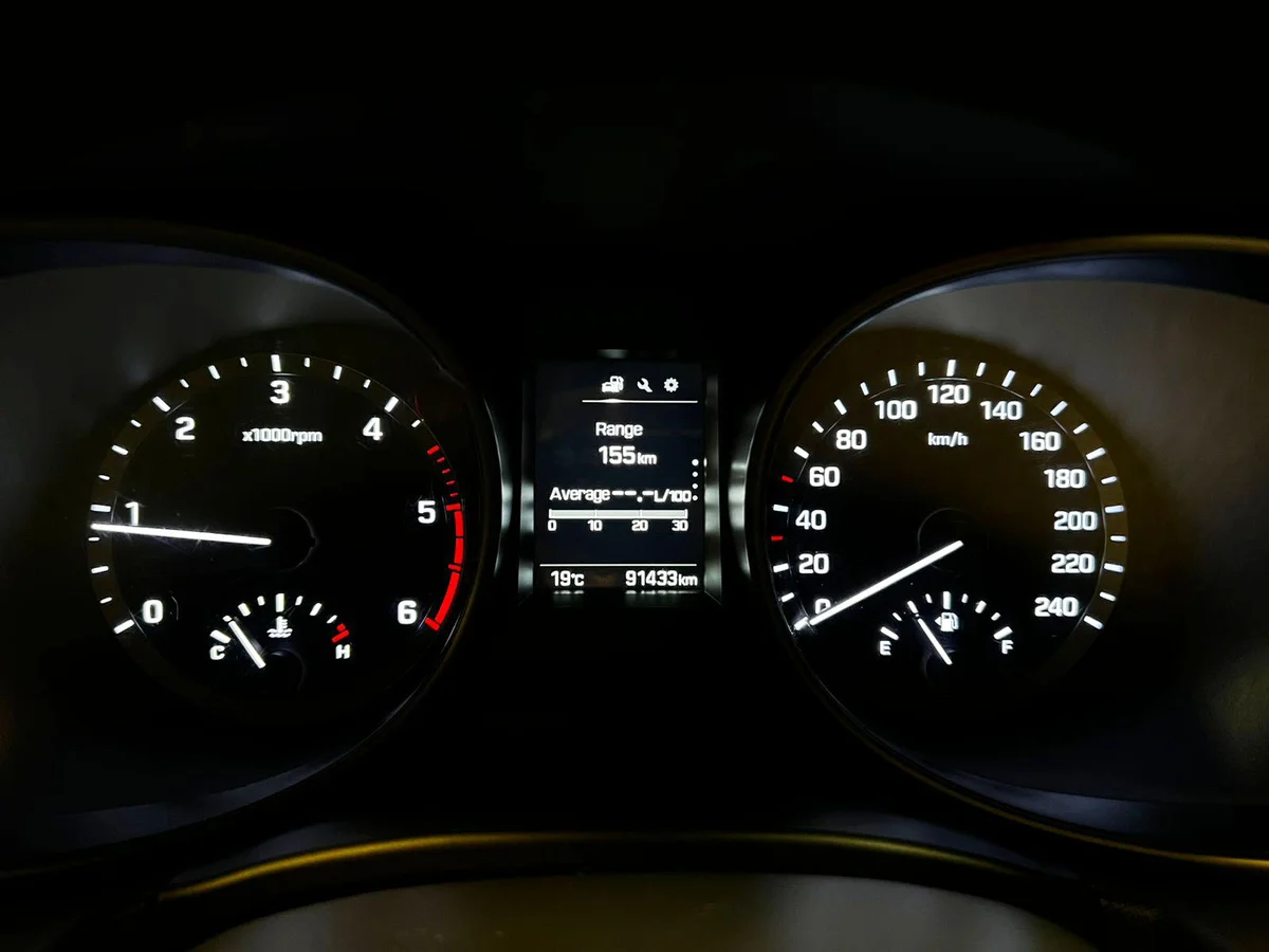 HYUNDAI Santa Fe DIESEL 2.2 MT 2018 - Miniatura 12