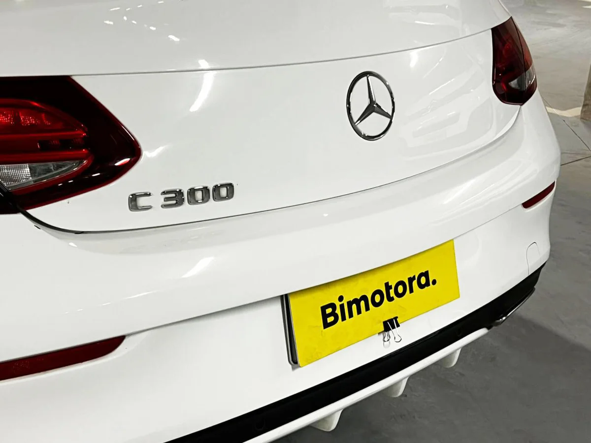 MERCEDES BENZ C300 COUPE 2017 - Miniatura 7