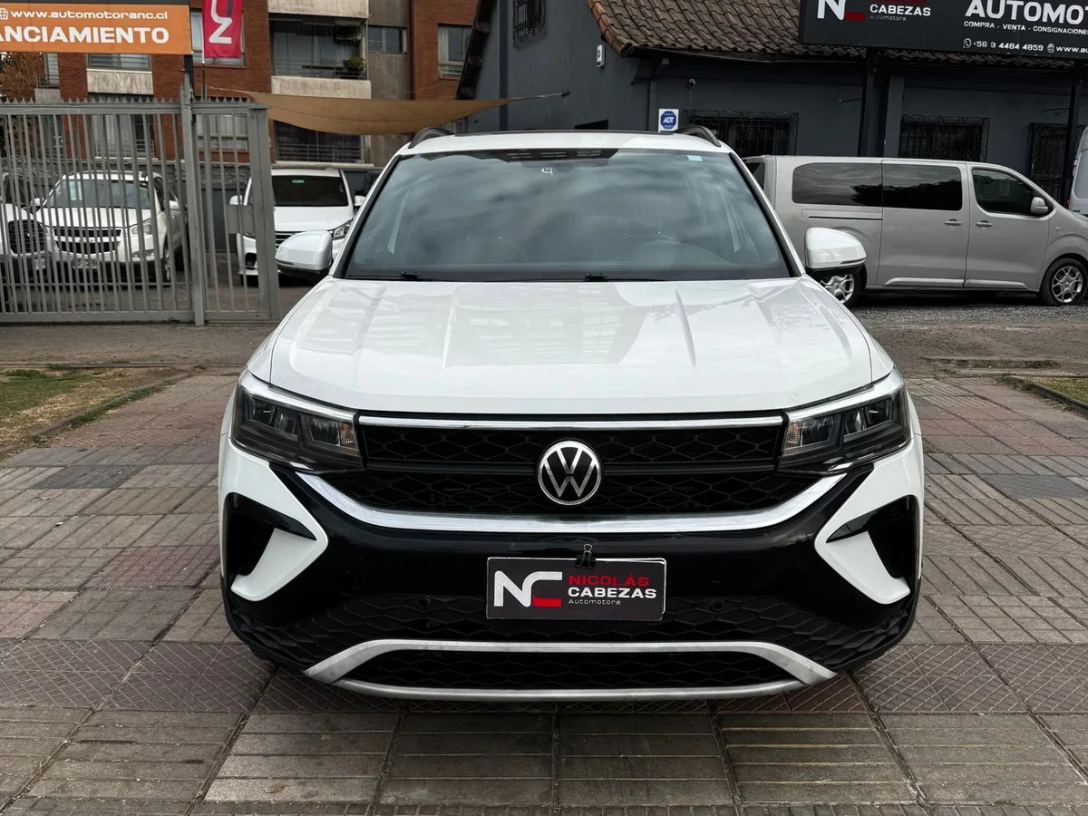 VOLKSWAGEN TAOS TSI 1.4 AT . 2023