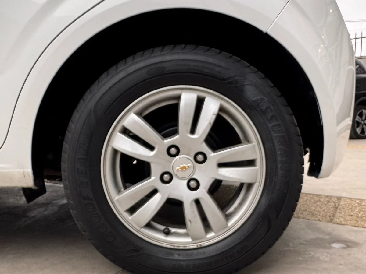 CHEVROLET SONIC LT 1.6 LT 1.6 2014 - Miniatura 8