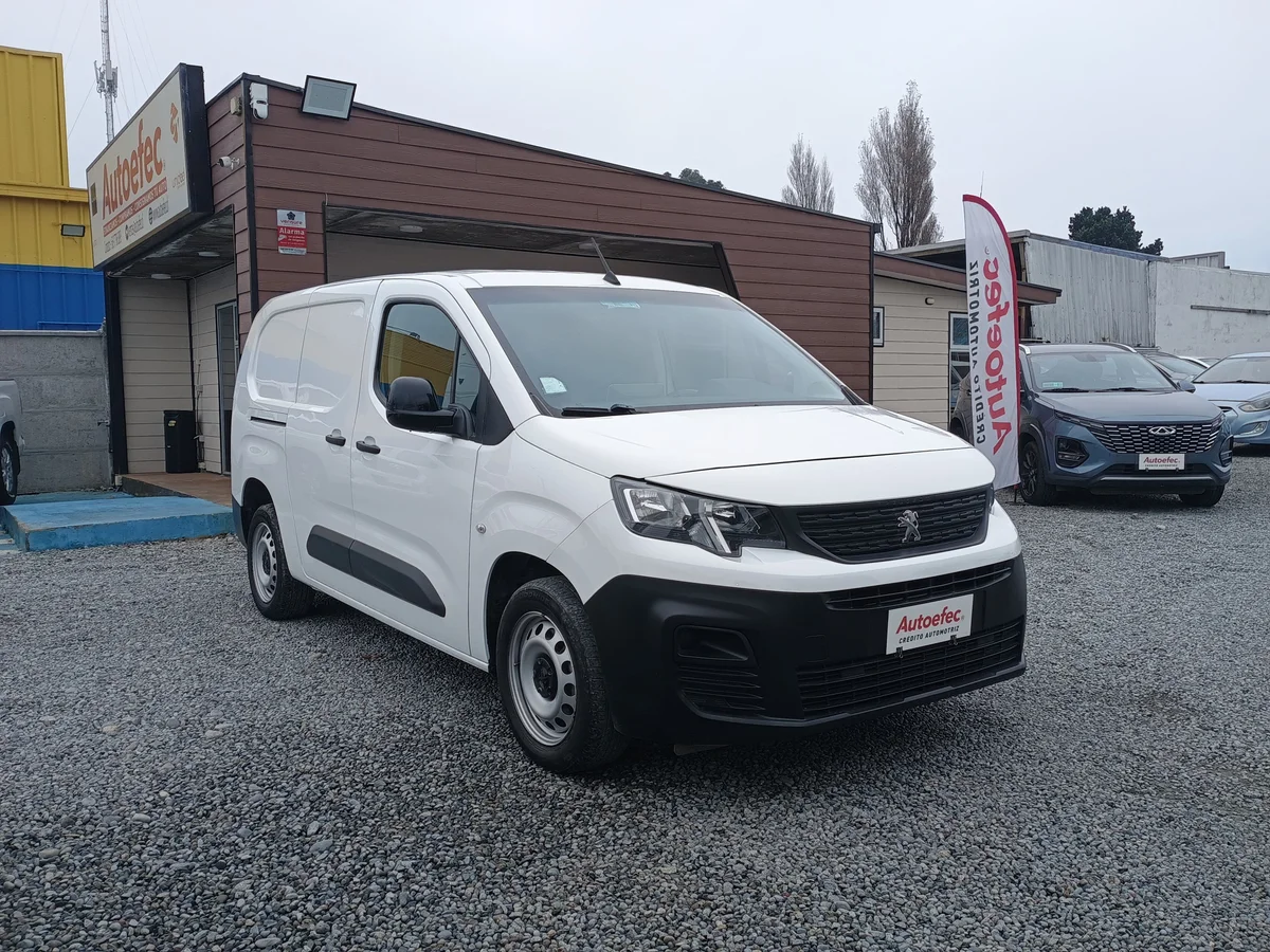 Peugeot Partner L2 — foto 4 de 12