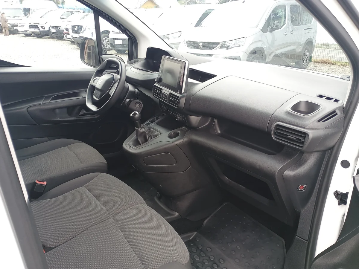 Peugeot Partner L2 — foto 5 de 12