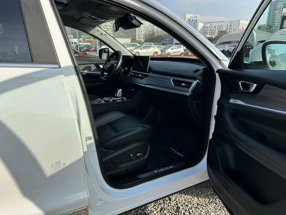 CHERY TIGGO 8 PRO GLX DCT 1.6 AUT 1.6 TGDI GLX 4X2 EURO5 DCT AT 5P 2023 - Miniatura 23