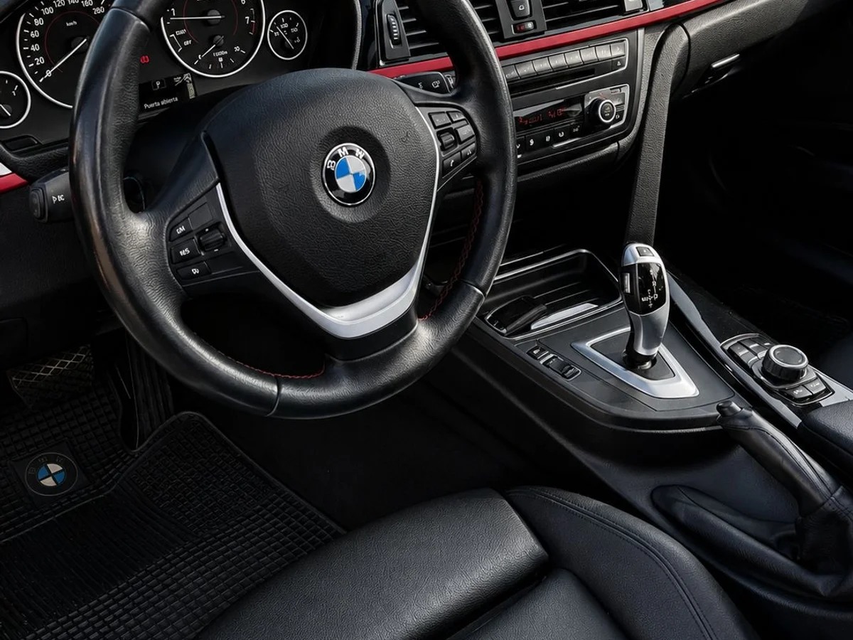 BMW 316I LUXURY 1.6 AUT SPORT 1.6 2014 - Miniatura 8