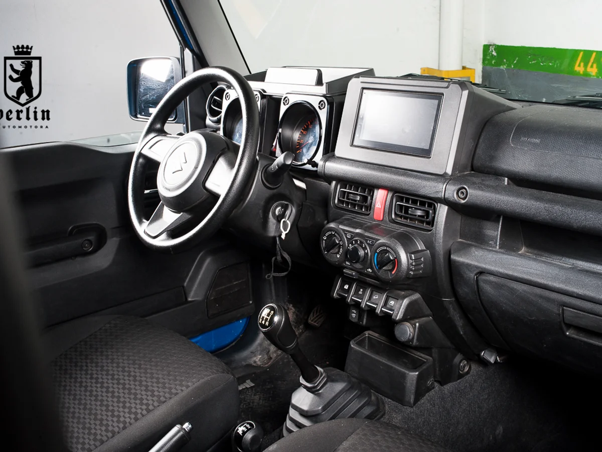Imagen de SUZUKI JIMNY GL 4X4 1.5 AUT 1.5 GL AT 4X4 2024