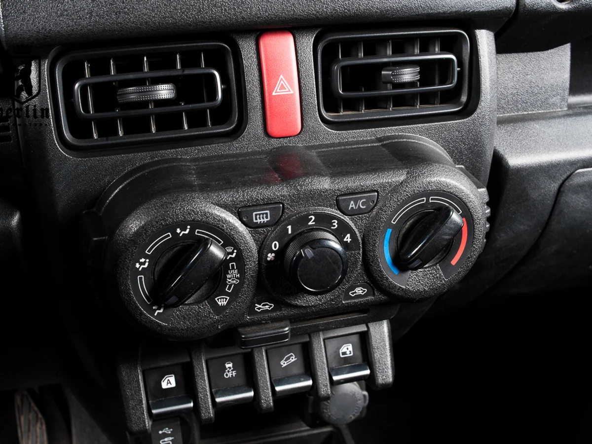 Imagen de SUZUKI JIMNY GL 4X4 1.5 AUT 1.5 GL AT 4X4 2024