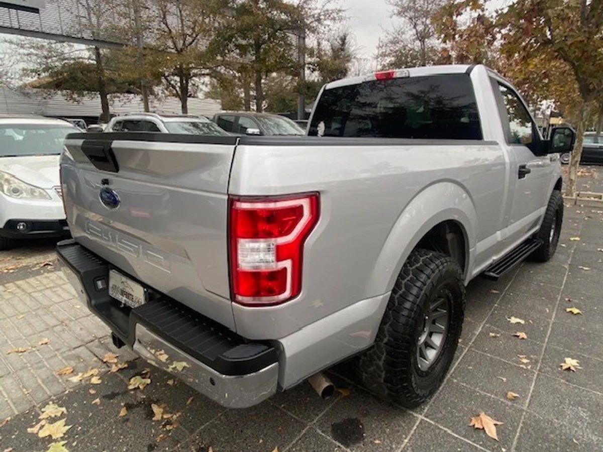 FORD F-150 XLT 3.3 Aut 2018 - Miniatura 2