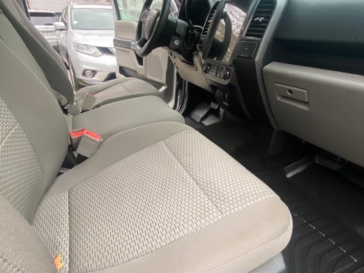 FORD F-150 XLT 3.3 Aut 2018 - Miniatura 19